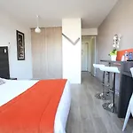 Adonis Paris Sud Apartmanhotel Chevilly-Larue
