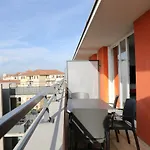 Aparthotel Adonis Paris Sud 3*