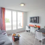 Adonis Paris Sud Apartmanhotel 3*