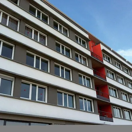 アパートホテル アドニス パリ シュッド シュビイ・ラリュ