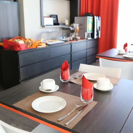 Lejlighedshotel Adonis Paris Sud
