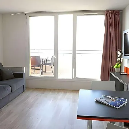 Aparthotel Adonis Paris Sud