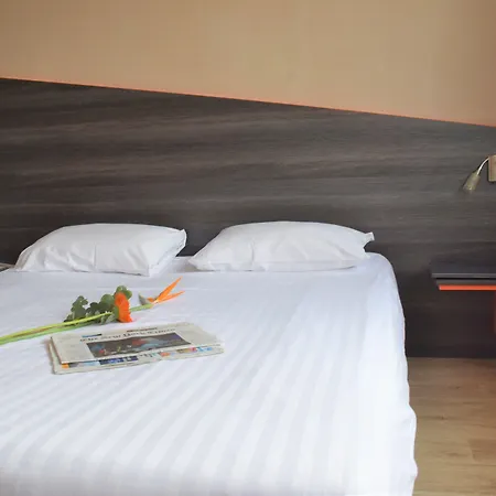 Adonis Paris Sud Aparthotel 3*