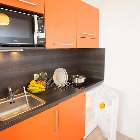 Aparthotel Adonis Paris Sud 3*