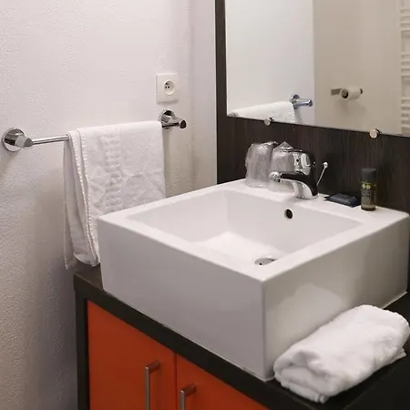 Apartahotel Adonis Paris Sud Chevilly-Larue