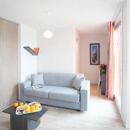 Aparthotel Adonis Paris Sud 3*