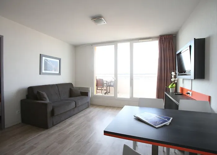 Апарт-отель Adonis Paris Sud